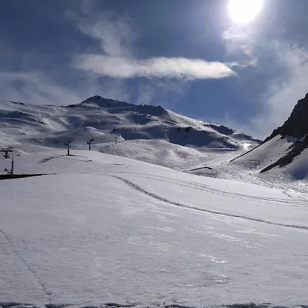 Confortable Au Coeur D'arreau Appartement *