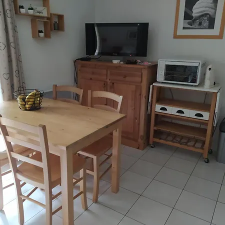 Confortable Au Coeur D'arreau Appartement *